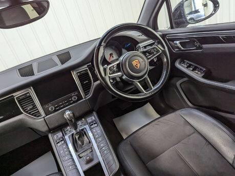 Porsche Macan 3.0 Macan S D Semi-Auto 4WD 5dr 47