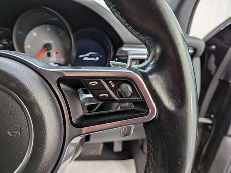 Porsche Macan 3.0 Macan S D Semi-Auto 4WD 5dr 76