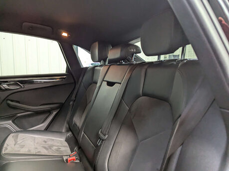 Porsche Macan 3.0 Macan S D Semi-Auto 4WD 5dr 68