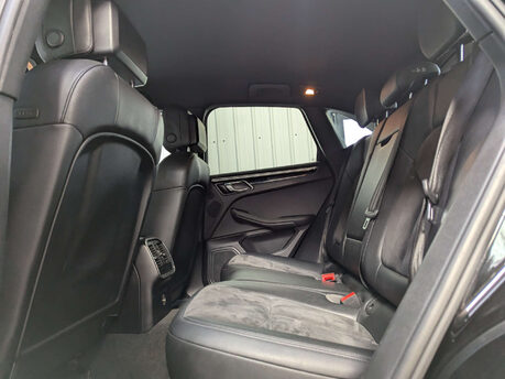 Porsche Macan 3.0 Macan S D Semi-Auto 4WD 5dr 69