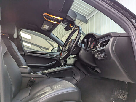 Porsche Macan 3.0 Macan S D Semi-Auto 4WD 5dr 50
