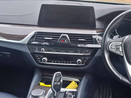 BMW 5 Series 2.0 520d M Sport Auto 5dr 11
