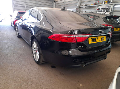 Jaguar XF 2.0 XF Portfolio D AWD Auto 4WD 4dr 13