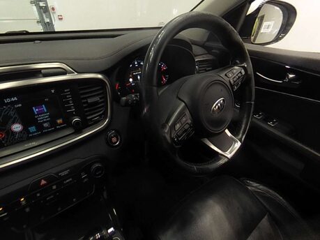 Kia Sorento 2.2 Sorento KX-4 CRDi ISG 4x4 Auto 4WD 5dr 3