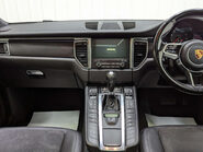 Porsche Macan 2.0 Macan Semi-Auto 4WD 5dr 82