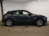 Porsche Macan 2.0 Macan Semi-Auto 4WD 5dr 7