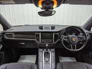 Porsche Macan 2.0 Macan Semi-Auto 4WD 5dr 2