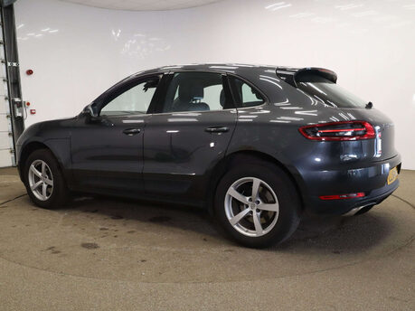 Porsche Macan 2.0 Macan Semi-Auto 4WD 5dr 15