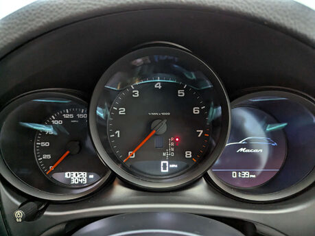 Porsche Macan 2.0 Macan Semi-Auto 4WD 5dr 75