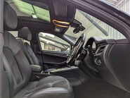 Porsche Macan 2.0 Macan Semi-Auto 4WD 5dr 52