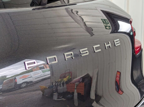 Porsche Macan 2.0 Macan Semi-Auto 4WD 5dr 38