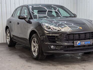 Porsche Macan 2.0 Macan Semi-Auto 4WD 5dr 19
