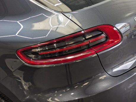 Porsche Macan 2.0 Macan Semi-Auto 4WD 5dr 42