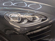 Porsche Macan 2.0 Macan Semi-Auto 4WD 5dr 28