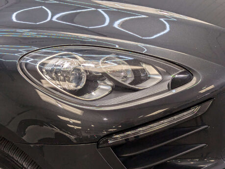Porsche Macan 2.0 Macan Semi-Auto 4WD 5dr 28