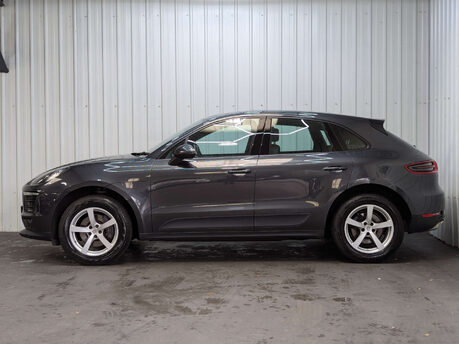 Porsche Macan 2.0 Macan Semi-Auto 4WD 5dr 15