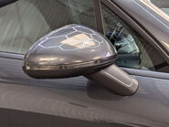 Porsche Macan 2.0 Macan Semi-Auto 4WD 5dr 27