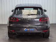 Porsche Macan 2.0 Macan Semi-Auto 4WD 5dr 37