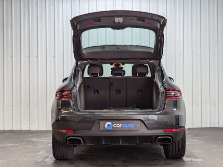 Porsche Macan 2.0 Macan Semi-Auto 4WD 5dr 44