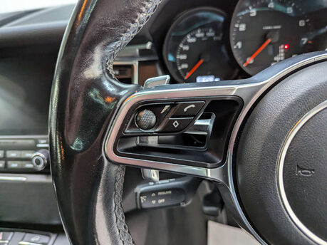 Porsche Macan 2.0 Macan Semi-Auto 4WD 5dr 73