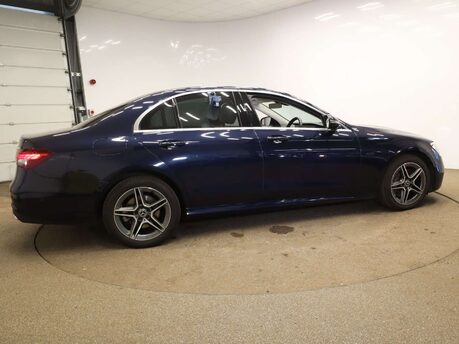 Mercedes-Benz E Class 2.0 E 300 AMG Line Edition de Auto 4dr 7