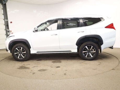 Mitsubishi Shogun Sport 2.4 Shogun Sport DI-D 4 Auto 4WD 5dr 13