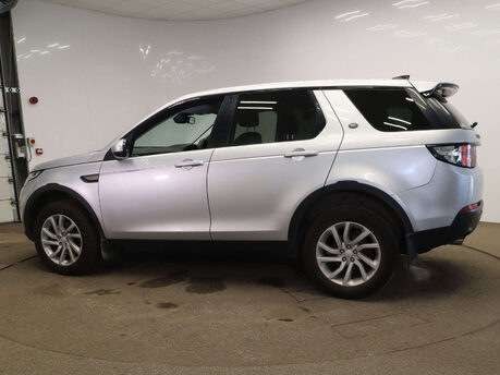 Land Rover Discovery Sport 2.0 Discovery Sport SE Tech TD4 Auto 4WD 5dr 13