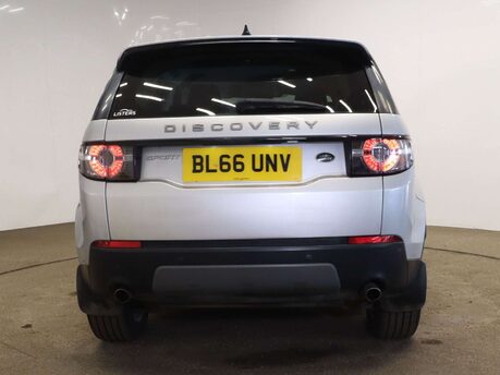 Land Rover Discovery Sport 2.0 Discovery Sport SE Tech TD4 Auto 4WD 5dr 11