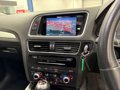 Audi Q5 3.0 SQ5 + TDI Quattro Auto 4WD 5dr 16