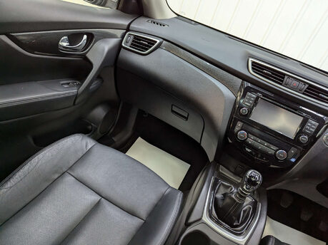 Nissan X-Trail 1.6 X-Trail Tekna dCi 4x4 4WD 5dr 49