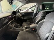 Skoda Kodiaq 2.0 Kodiaq SE L TDI SCR 4x4 Semi-Auto 4WD 5dr 4