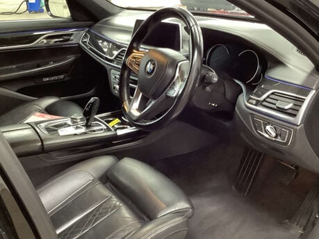 BMW 7 Series 3.0 730D M Sport Auto 4dr 3