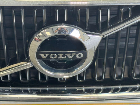 Volvo XC60 2.0 XC60 Momentum D4 AWD Auto 4WD 5dr 23