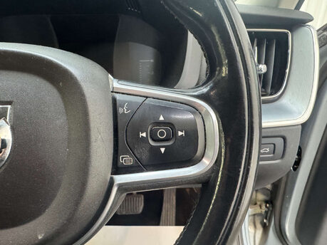 Volvo XC60 2.0 XC60 Momentum D4 AWD Auto 4WD 5dr 75