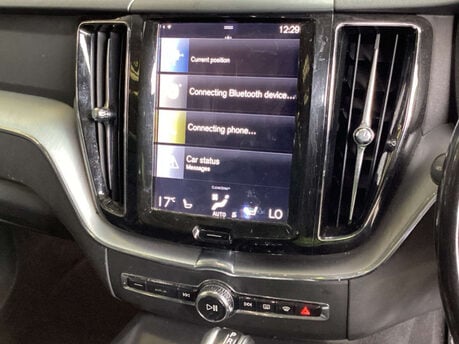 Volvo XC60 2.0 XC60 Momentum D4 AWD Auto 4WD 5dr 19