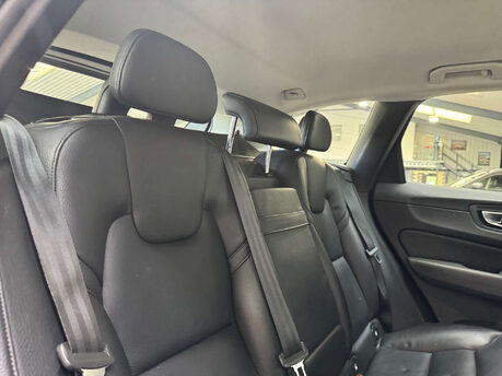 Volvo XC60 2.0 XC60 Momentum D4 AWD Auto 4WD 5dr 61