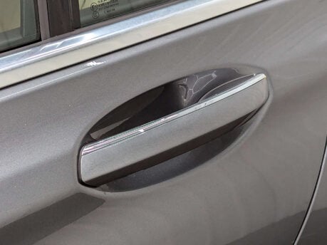 BMW 7 Series 3.0 740li Exclusive Auto 4dr 33