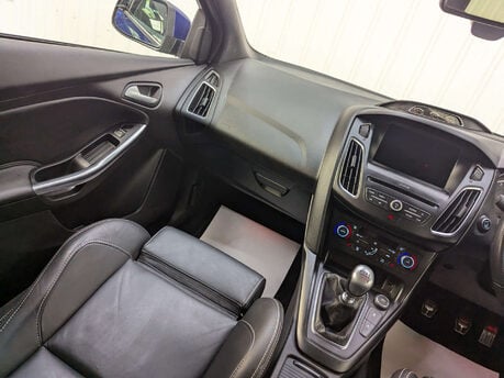 Ford Focus 2.0 Focus ST-3 T 5dr 47