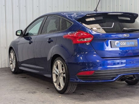 Ford Focus 2.0 Focus ST-3 T 5dr 35