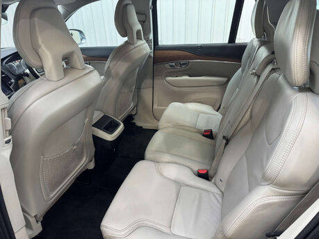 Volvo XC90 2.0 XC90 Inscription D5 PowerPulse AWD Auto 4WD 5dr 67