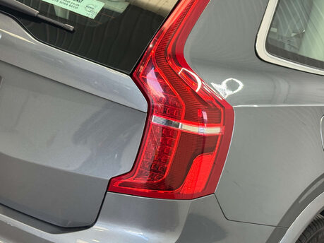 Volvo XC90 2.0 XC90 Inscription D5 PowerPulse AWD Auto 4WD 5dr 44