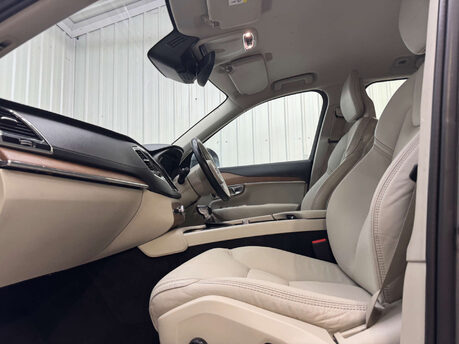 Volvo XC90 2.0 XC90 Inscription D5 PowerPulse AWD Auto 4WD 5dr 57
