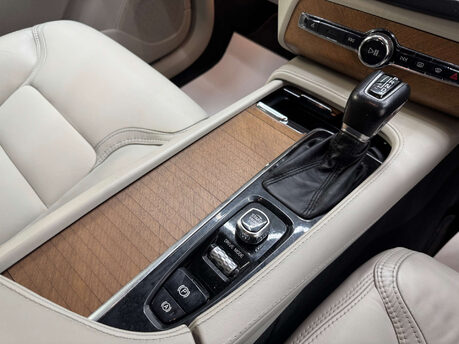 Volvo XC90 2.0 XC90 Inscription D5 PowerPulse AWD Auto 4WD 5dr 95