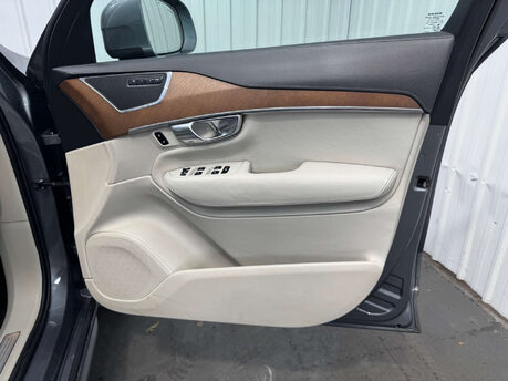 Volvo XC90 2.0 XC90 Inscription D5 PowerPulse AWD Auto 4WD 5dr 55