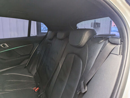 BMW 1 Series 1.5 118I M Sport Auto 5dr 67