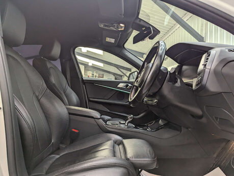 BMW 1 Series 1.5 118I M Sport Auto 5dr 51