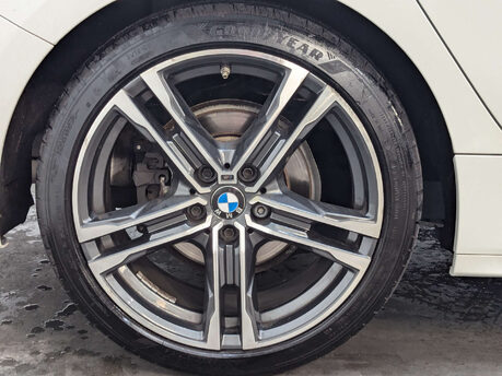 BMW 1 Series 1.5 118I M Sport Auto 5dr 31