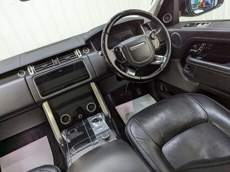 Land Rover Range Rover 4.4 Range Rover Vogue SE SDV8 Auto 4WD 5dr 46