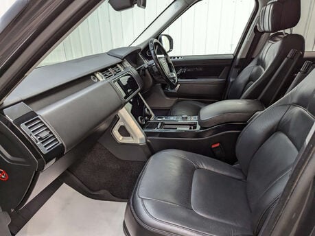 Land Rover Range Rover 4.4 Range Rover Vogue SE SDV8 Auto 4WD 5dr 53