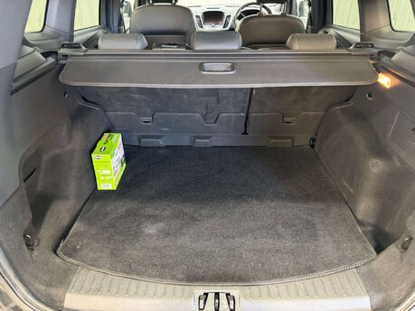 Ford Kuga 2.0 Kuga ST-Line X TDCi 5dr 44